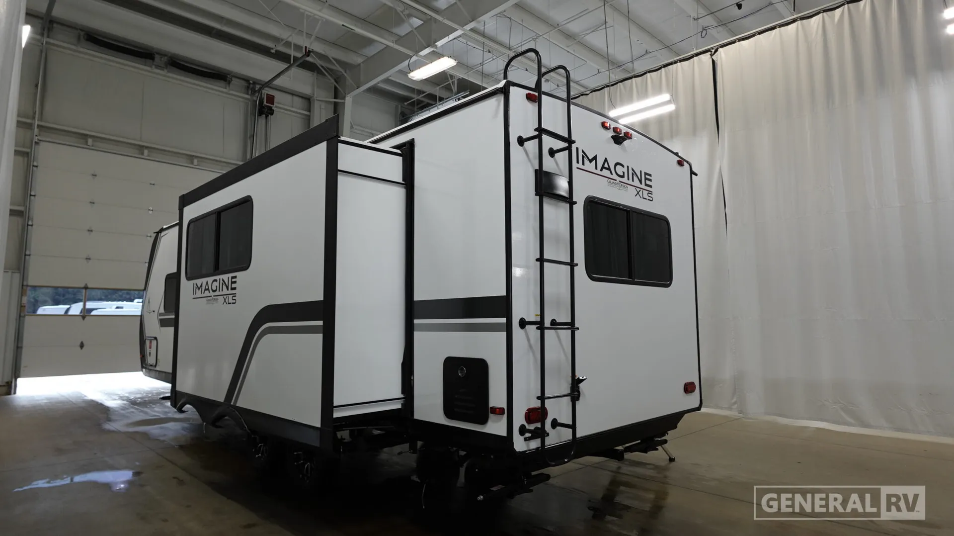 2027 Grand Design Imagine XLS 23LDE - Photo 4