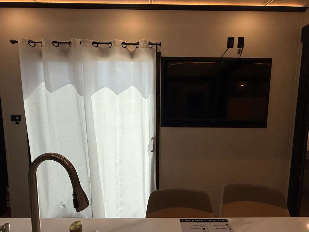 2027 Forest River Sabre 38RVHUNTER, Dining area photo 2