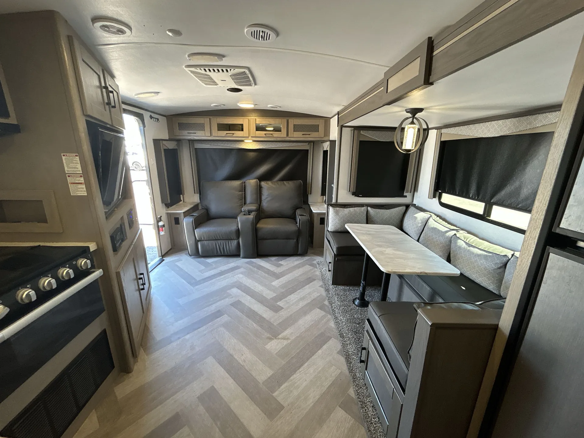 2021 Cruiser RV Twilight Signature TWS 2500 — living area main