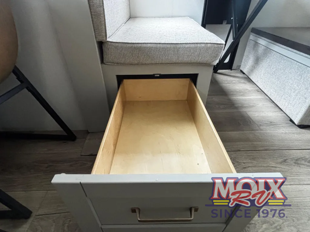2025 Brinkley Model Z Air 285, Photos photo 44