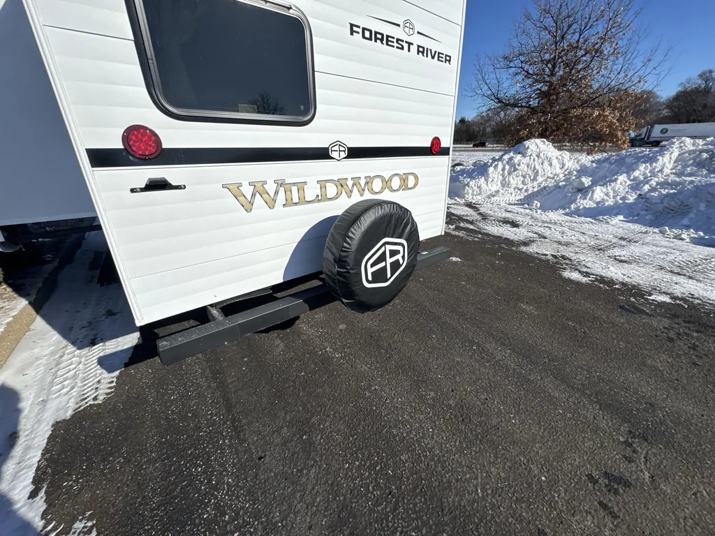 2026 Forest River Wildwood 300ICE, Photos photo 32