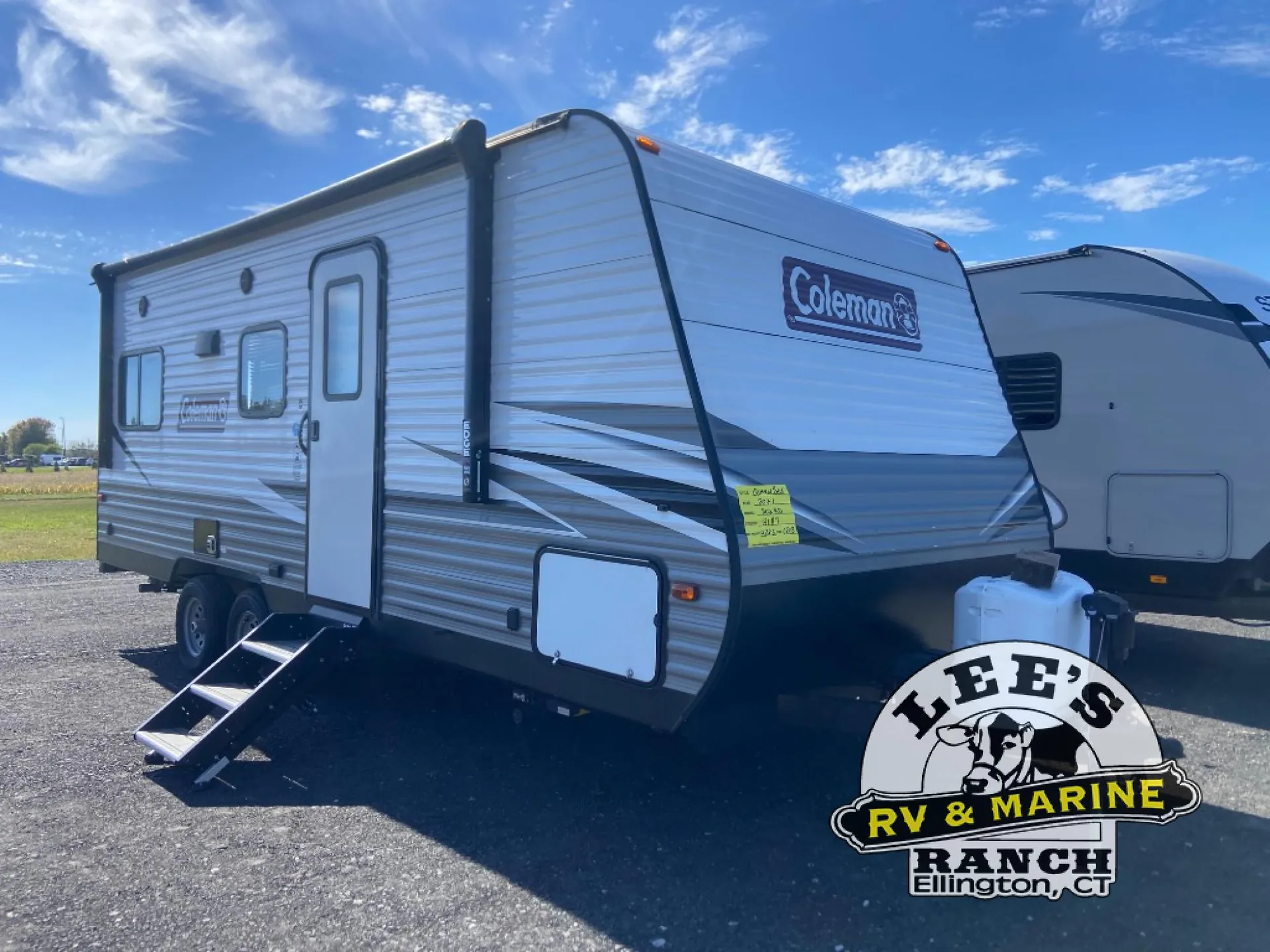 2021 Dutchmen Coleman Lantern LT Series 202RD - Photo 3