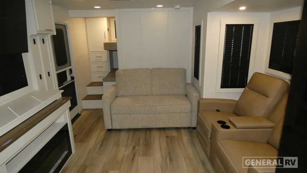 2026 Brinkley Model I 294, Photos photo 2
