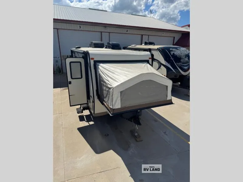 2017 Forest River Rockwood Roo 24WS - Photo 4