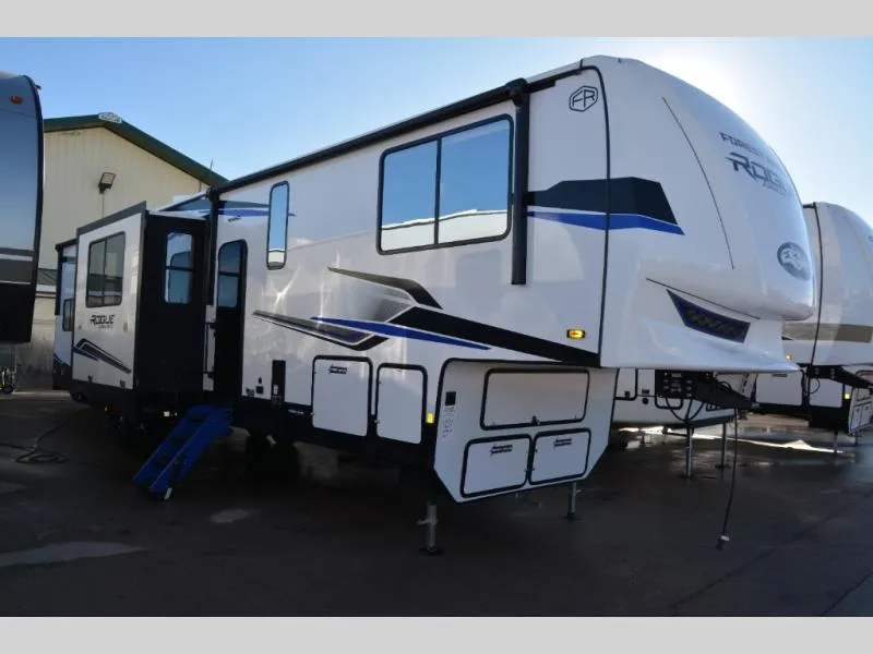 2026 Forest River Cherokee Rogue Armored 351G2 - Main photo