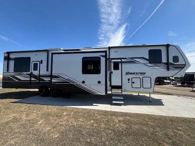 2026 Grand Design Momentum G-Class 415G - Photo 4