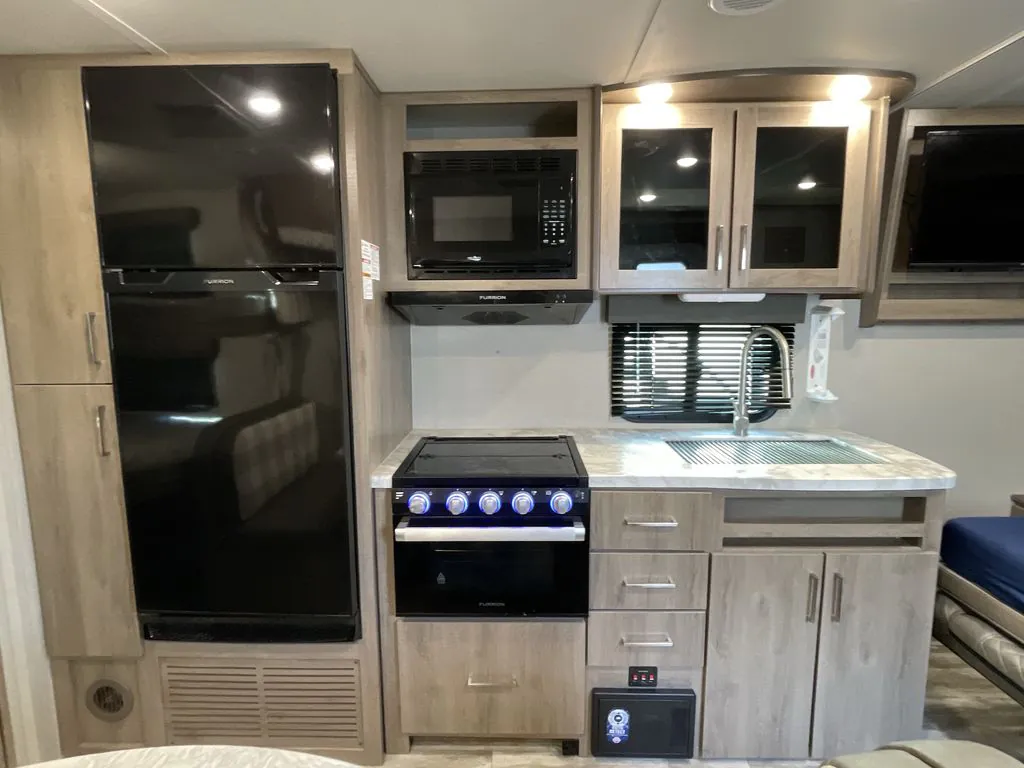 2022 Grand Design Imagine XLS 21BHE, Photos photo 8