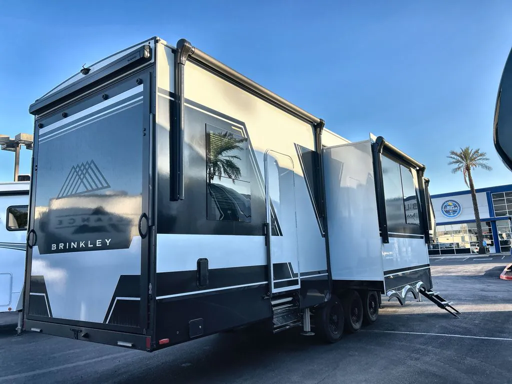 2026 Brinkley Model G 3520 - Photo 4