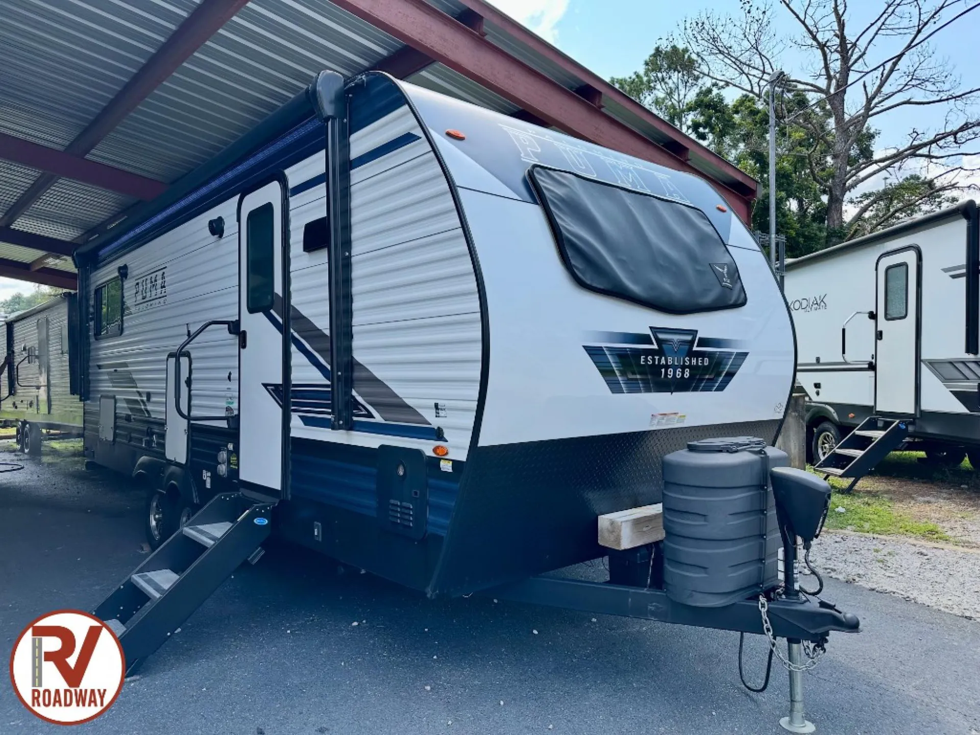 2024 Palomino Puma 22FKQ - Photo 2