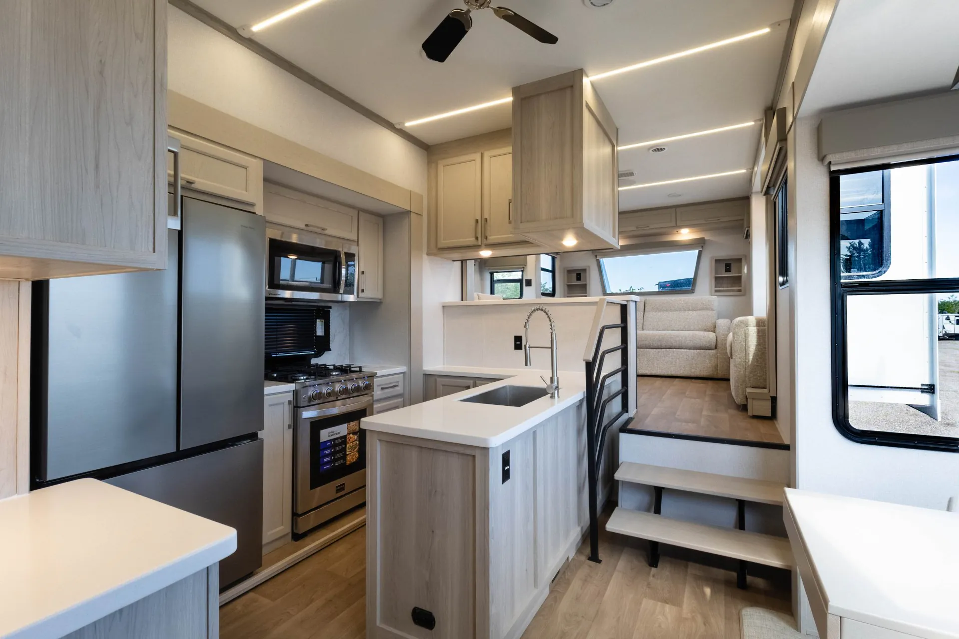 2026 Forest River Puma Mesa 389FLH - Photo 3