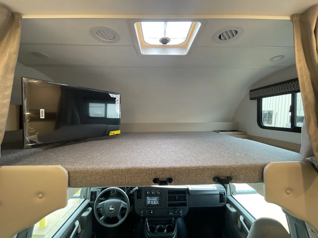 2026 Thor Motor Coach Freedom Elite 28HZ, Photos photo 11