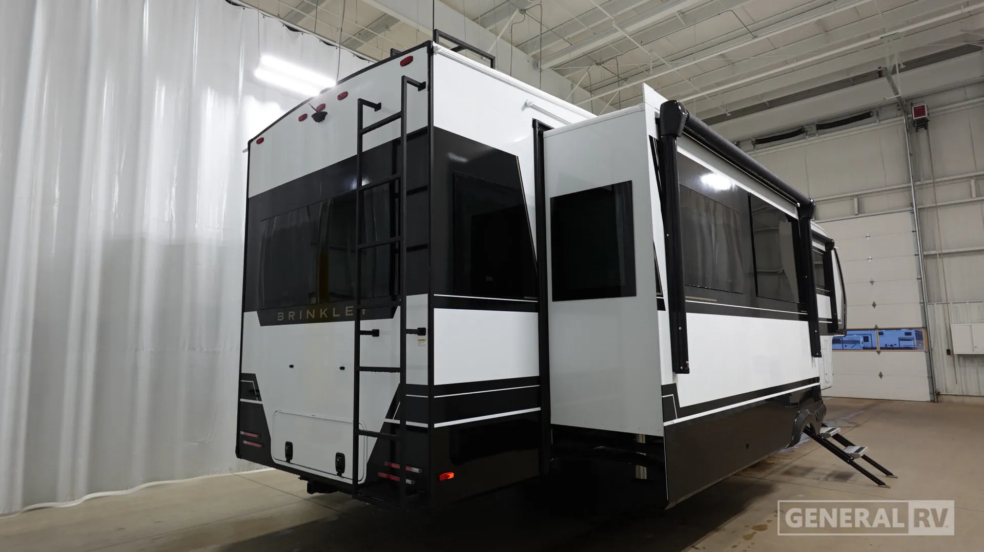 2026 Brinkley Model Z 3600 — Photo 7