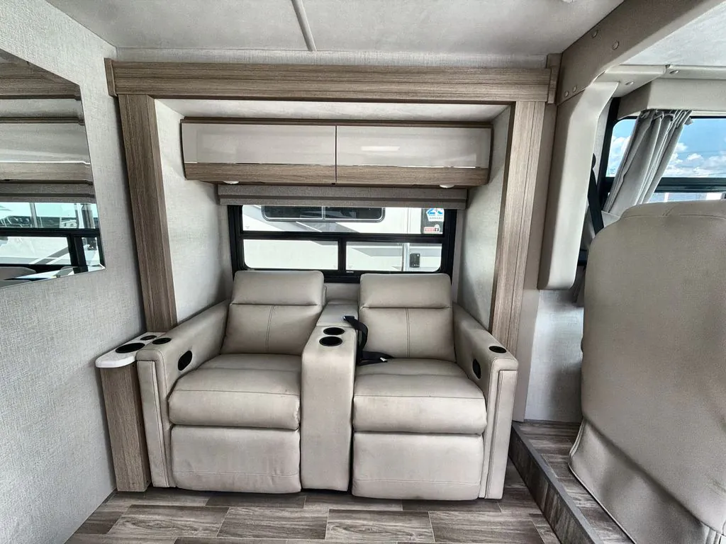 2026 Thor Motor Coach Axis 26.2, Photos photo 12