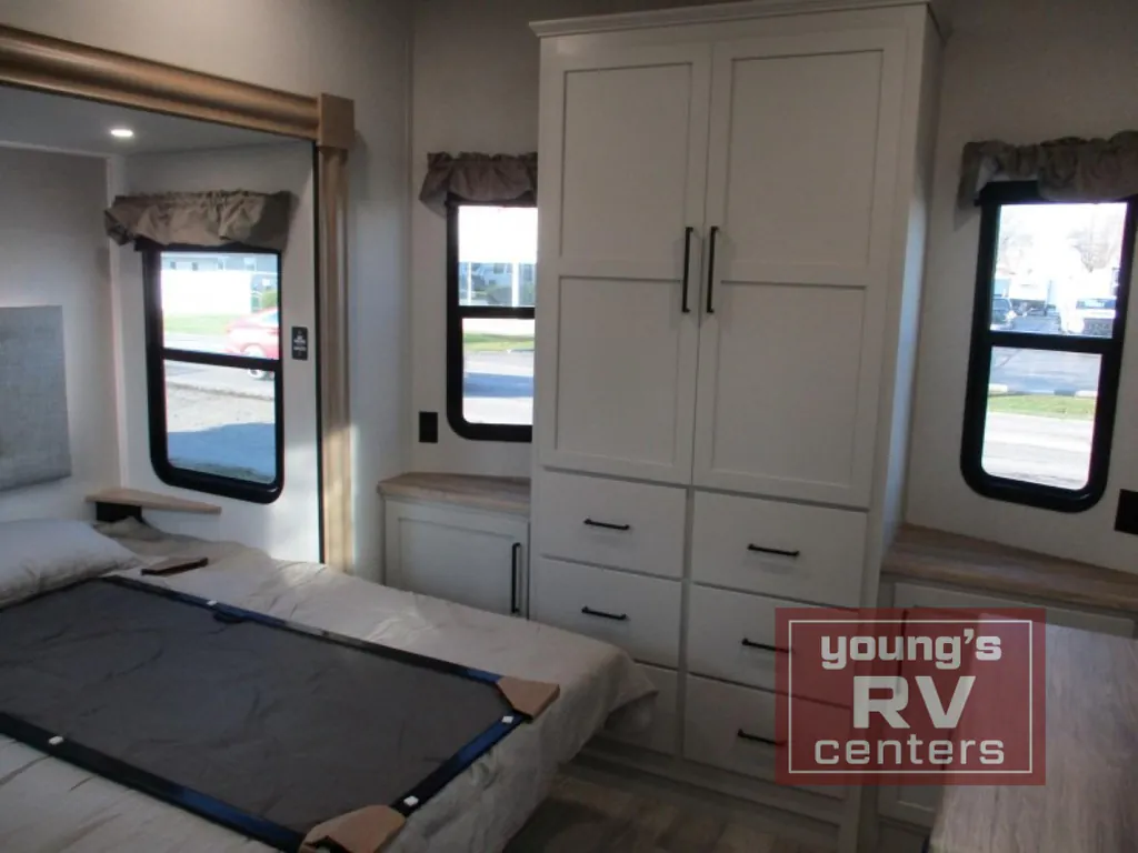 2025 Forest River Sandpiper Destination Trailers 400BH, Photos photo 25