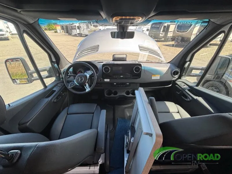 2027 Winnebago EKKO 23B - Photo 4