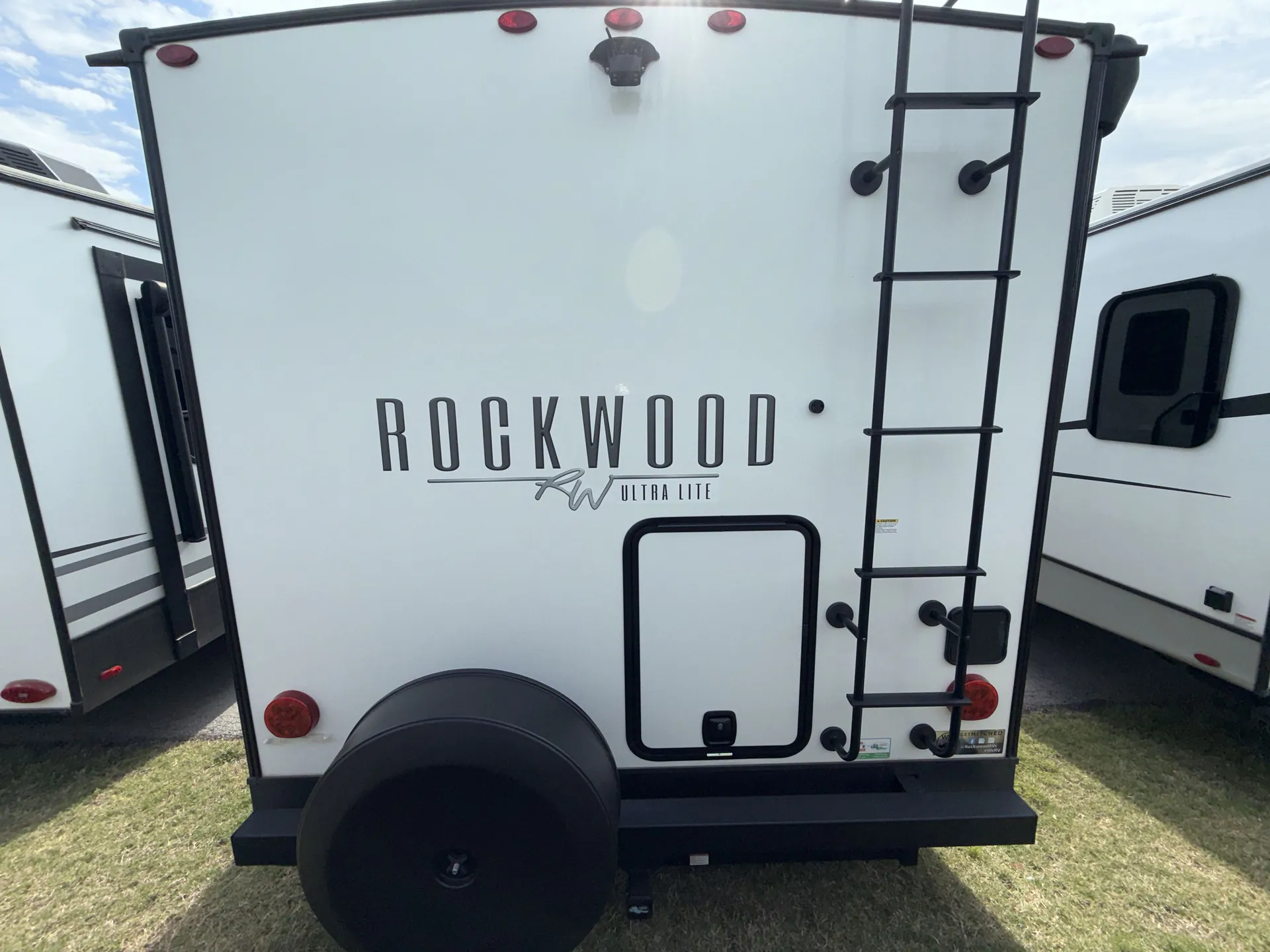 2023 Forest River Rockwood Ultra Lite 2706WS — backside