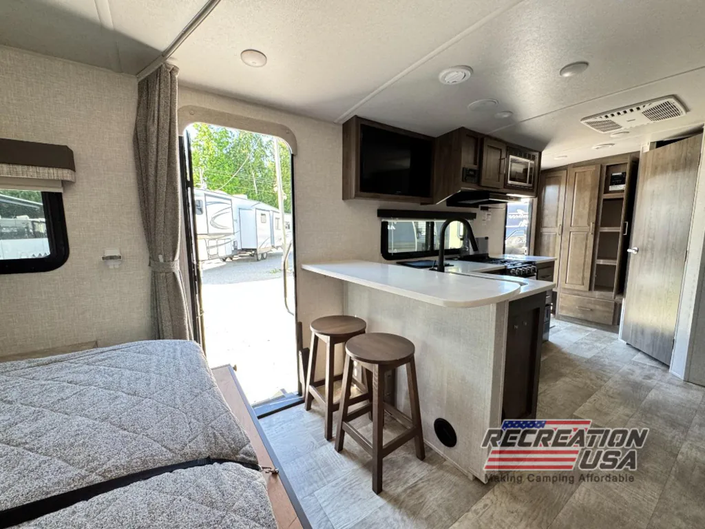 2022 Forest River Flagstaff Micro Lite 25FBS, Photos photo 31