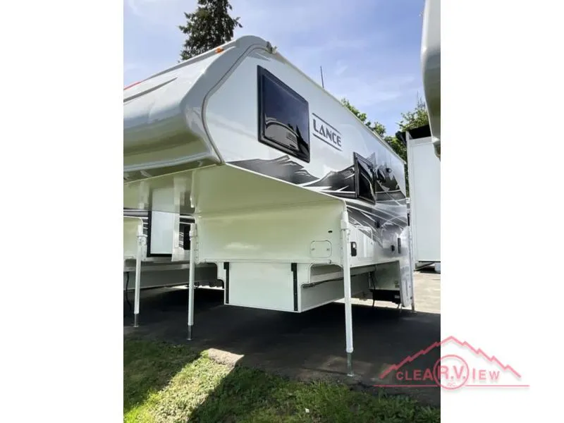 2024 Lance Lance Truck Campers New    960 - Photo 2