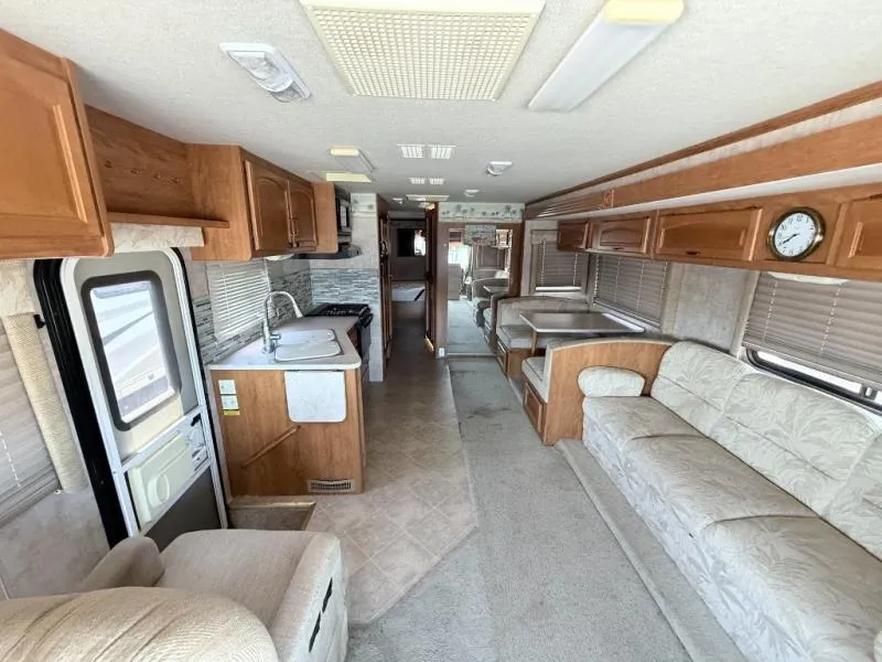 2007 Fleetwood RV Terra LX 34N - Photo 4