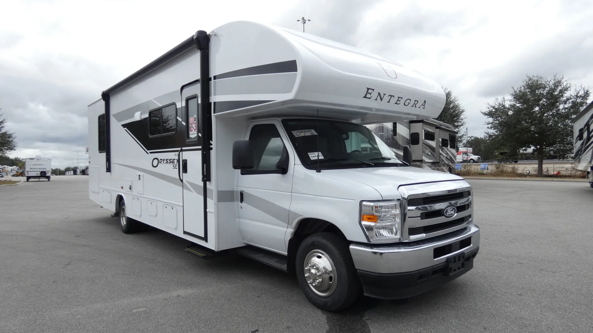 2026 Entegra Coach Odyssey SE 29KF - Photo 2