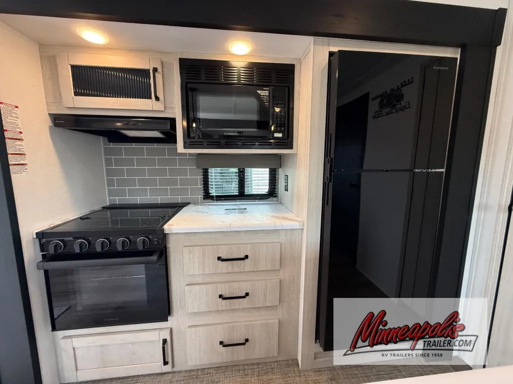 2026 Forest River Puma 32BHFS, Photos photo 6