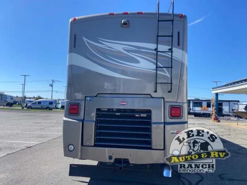 2011 Winnebago Journey 40U - Photo 3