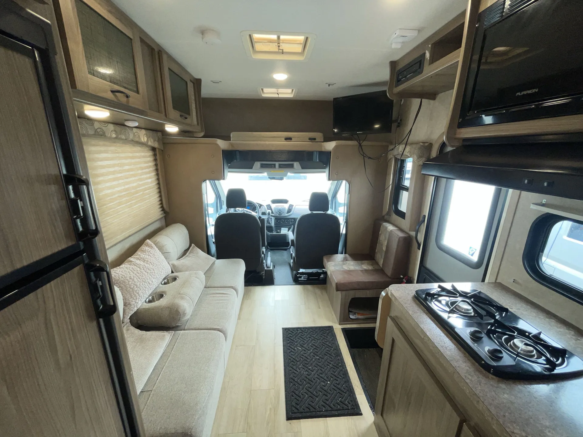 2016 Coachmen Freelander 20CB - Photo 4