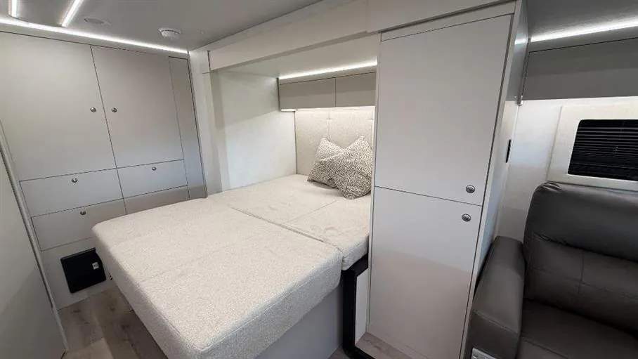 2027 Tiffin Wayfarer 25 PW, Photos photo 22