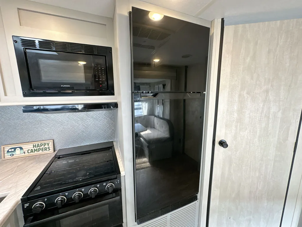 2023 Forest River Vibe 32BH, Photos photo 8