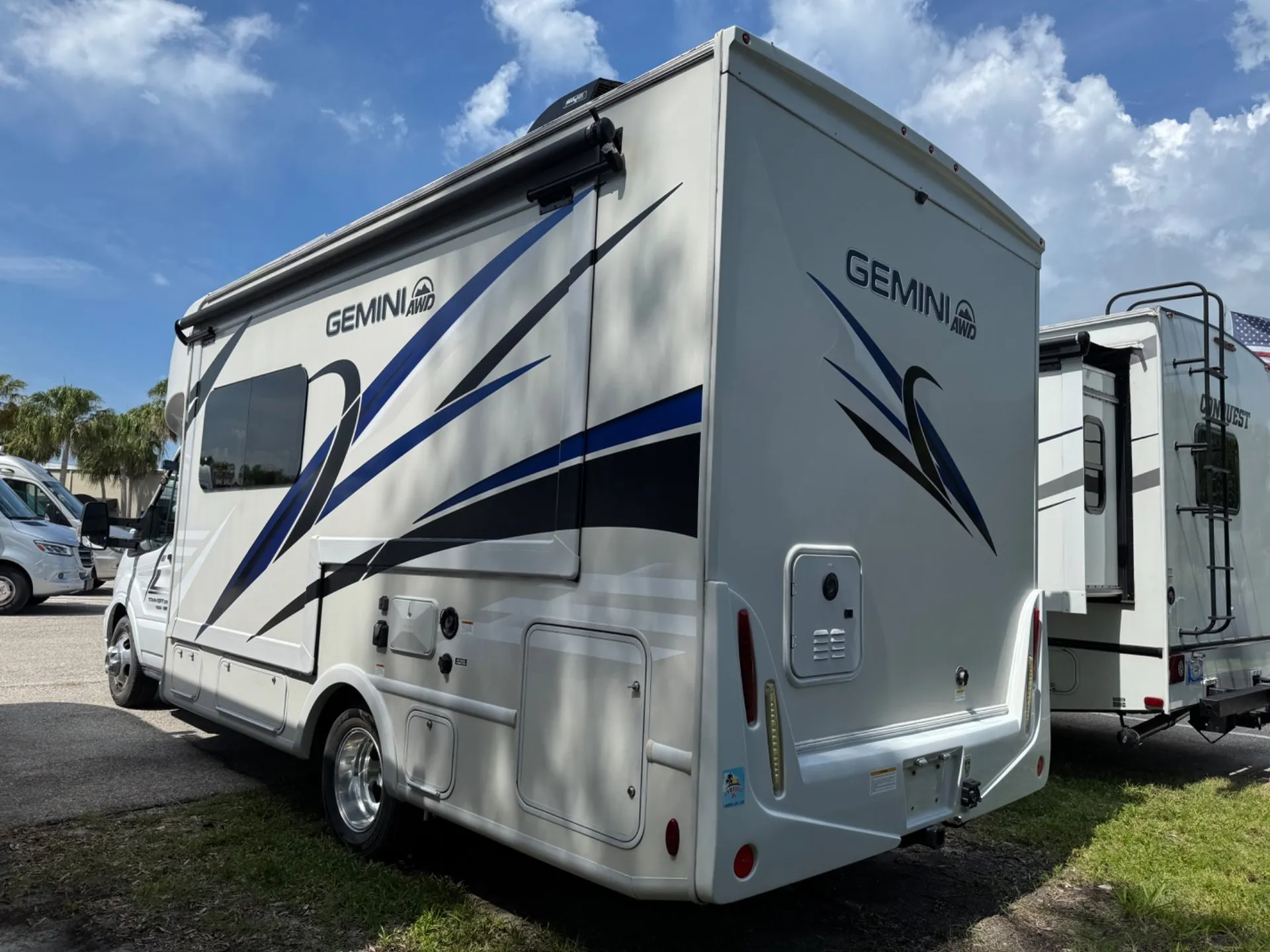 2023 Thor Motor Coach Gemini 23TW - Photo 4