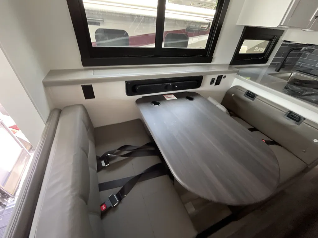 2026 Entegra Coach Vision XL 36C, Photos photo 7