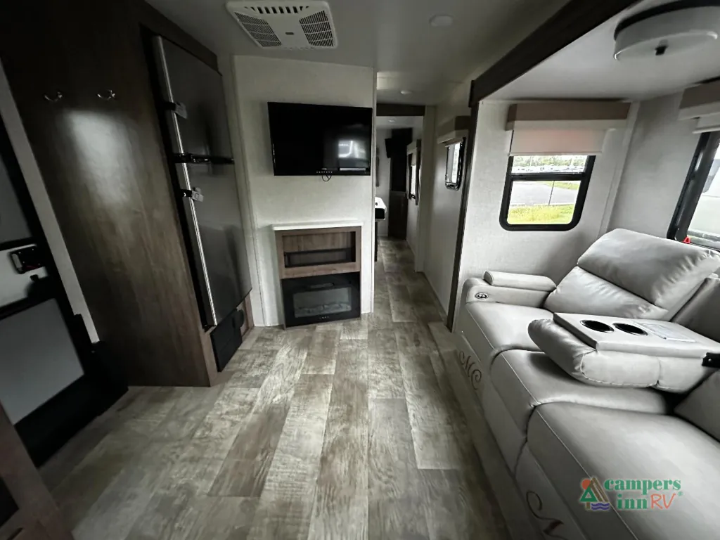 2023 Forest River Flagstaff Micro Lite 25FKS, Photos photo 3