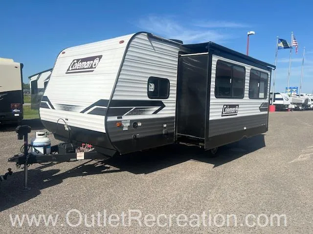 2023 Dutchmen Coleman Lantern LT 18FQ - Photo 2