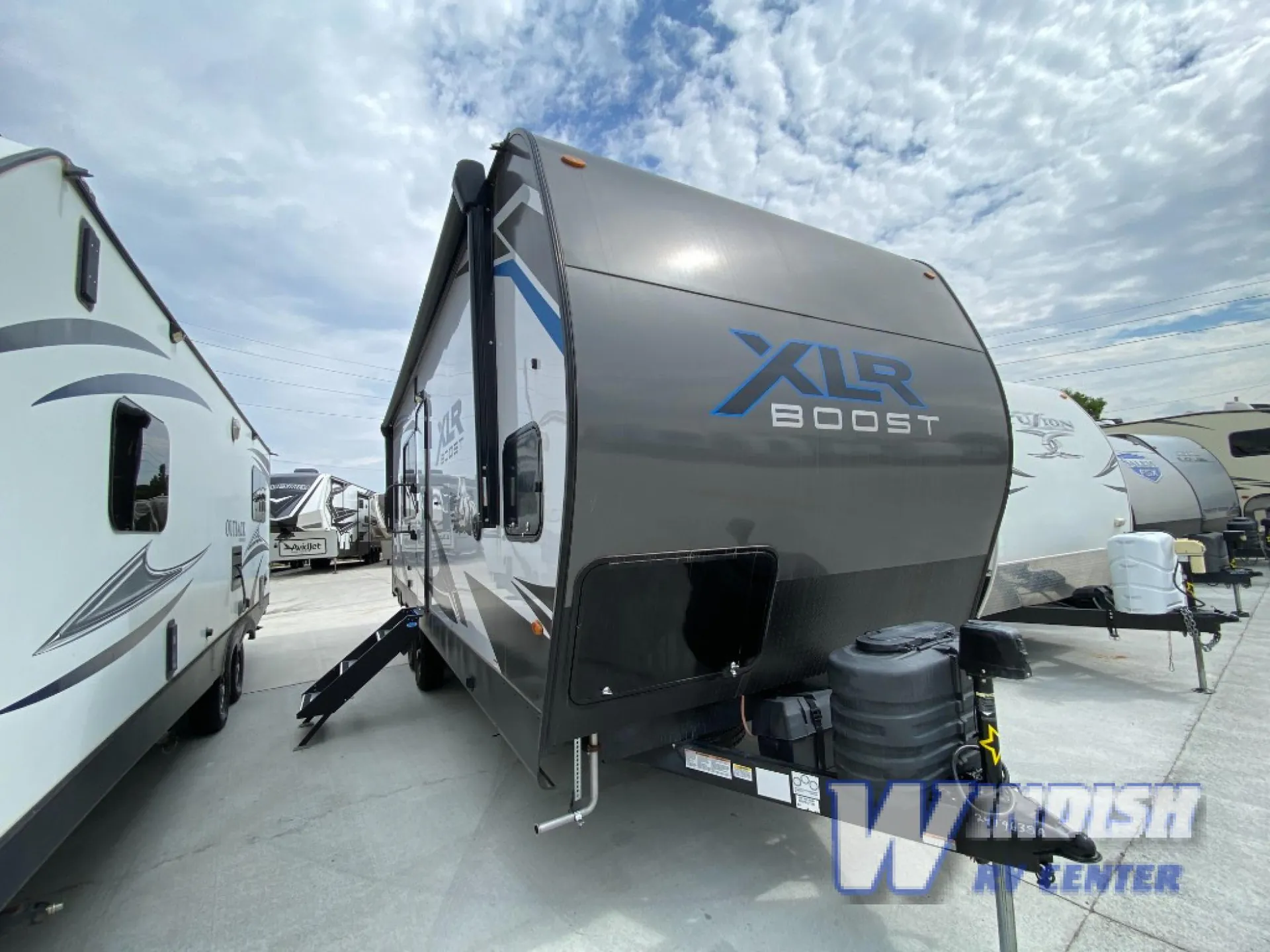 2024 Forest River XLR Boost 2114B - Photo 2
