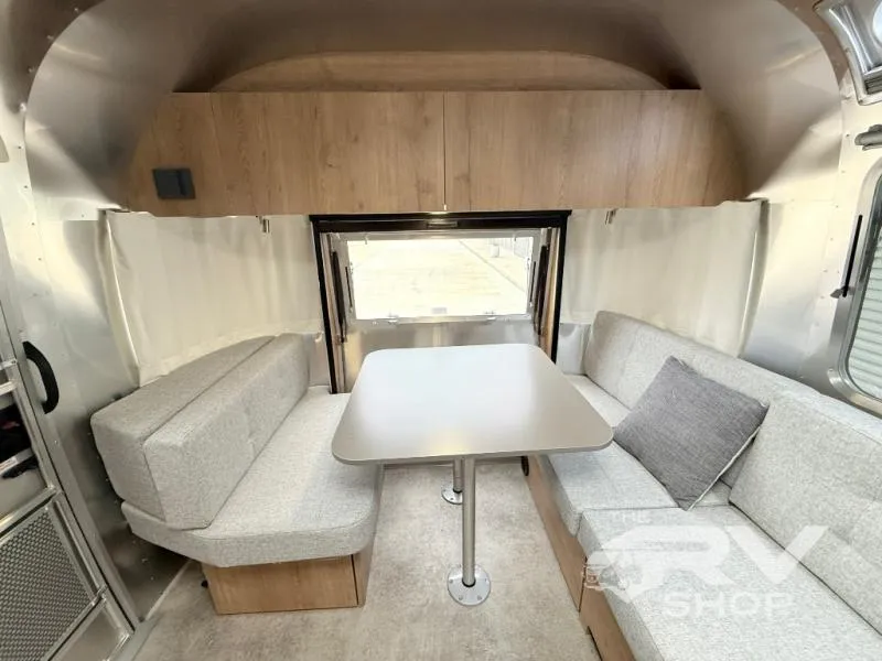 2025 Airstream Trade Wind 25FB - Photo 3