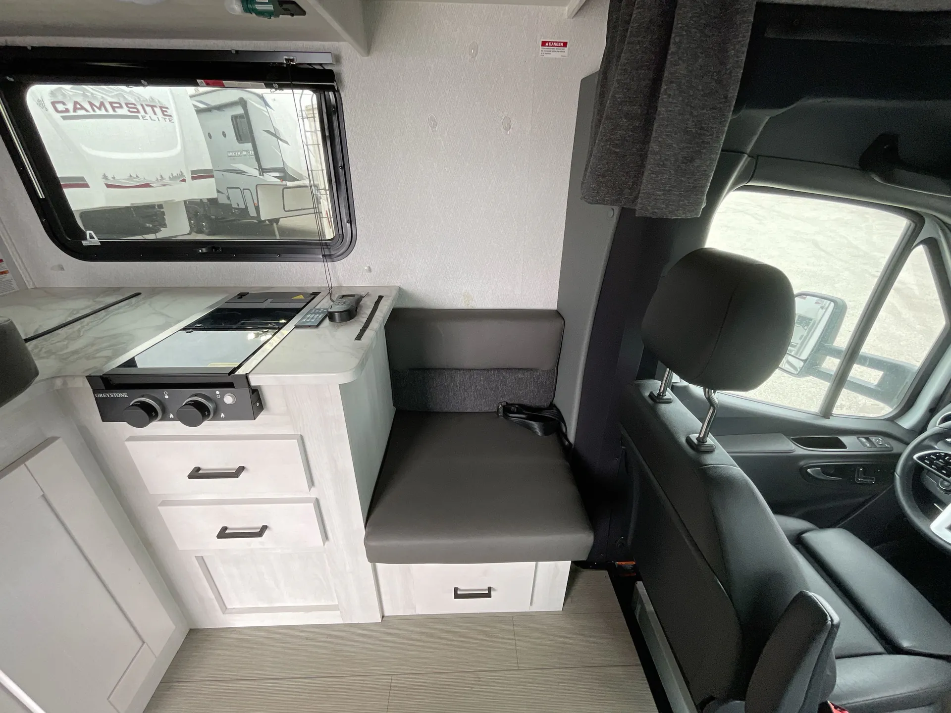2024 East to West Entrada M-Class 24RL — living area main
