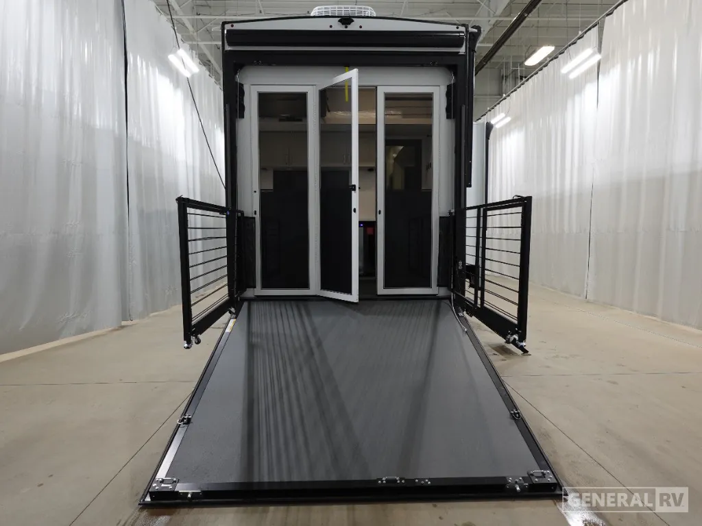 2025 Brinkley Model G 3250, Photos photo 37