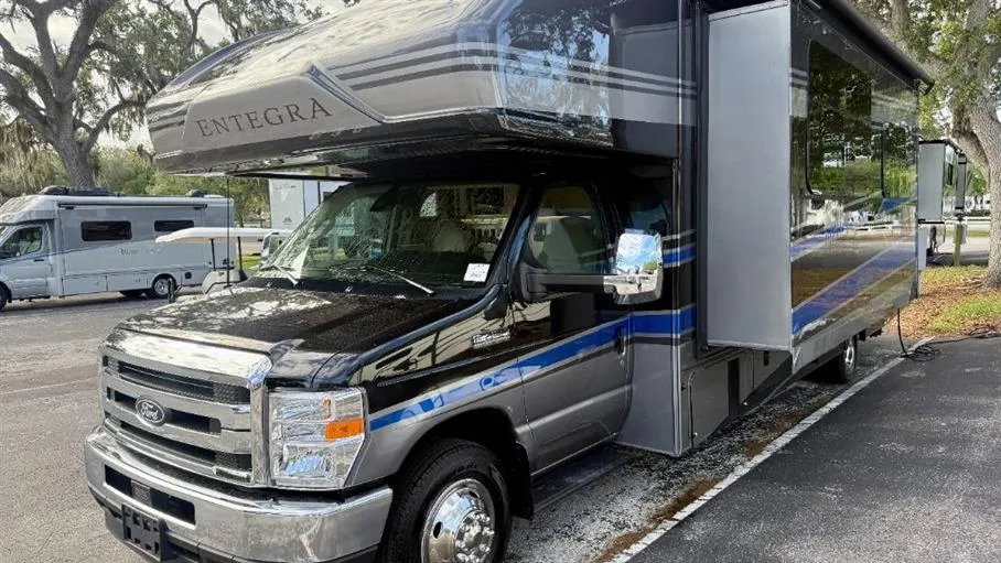 2027 Entegra Coach Odyssey 30Z - Photo 4