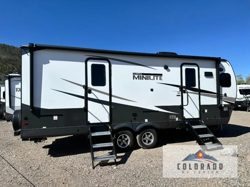 2025 Forest River Rockwood Mini Lite 2516S - Photo 4