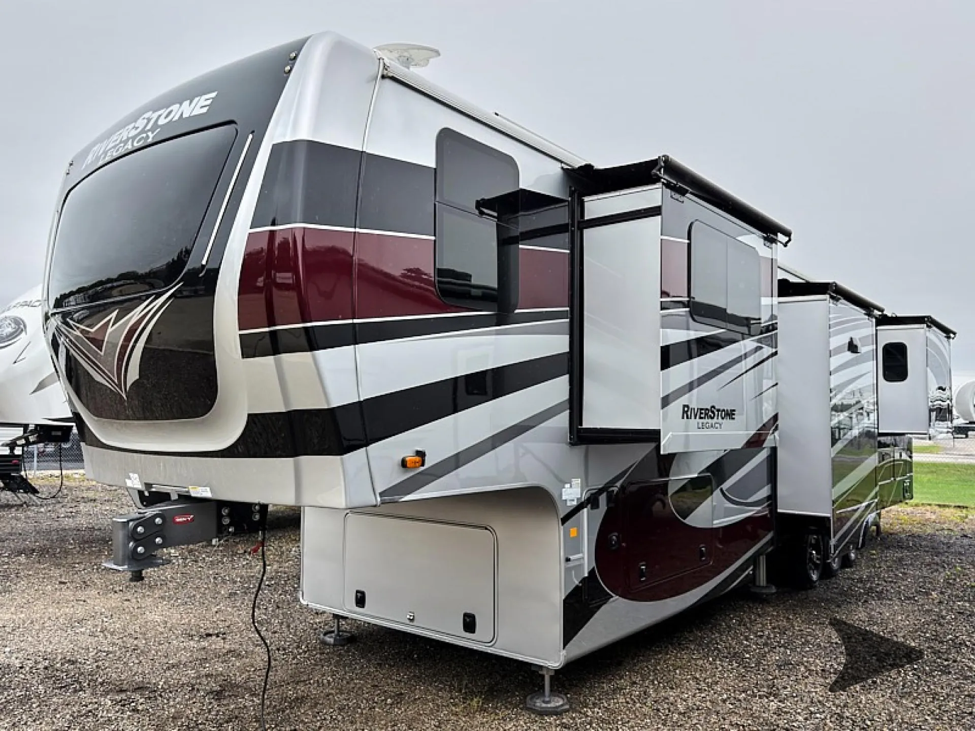 2024 Forest River RiverStone 425FO — Photo 5