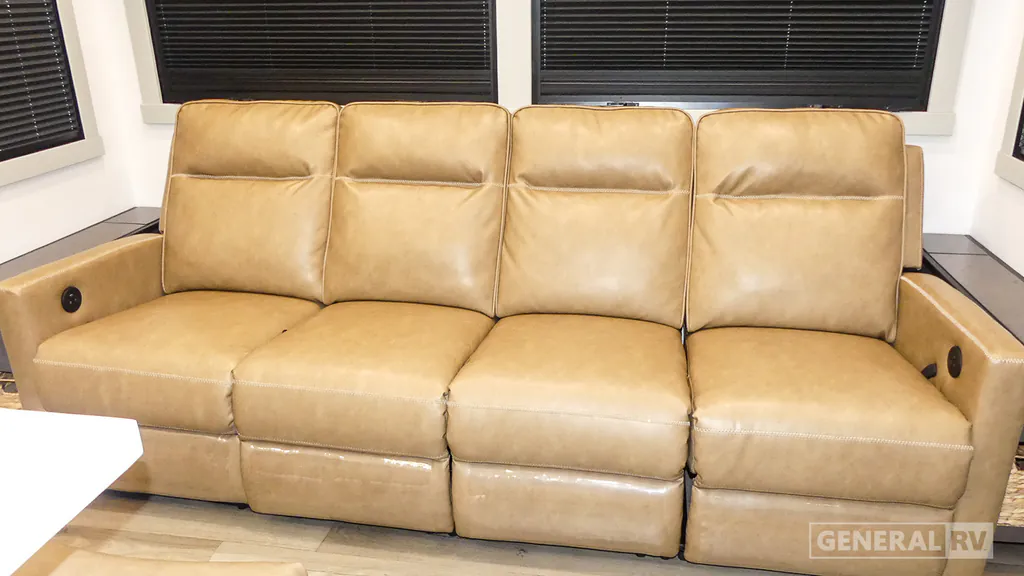 2025 Brinkley Model G 4000, Photos photo 25
