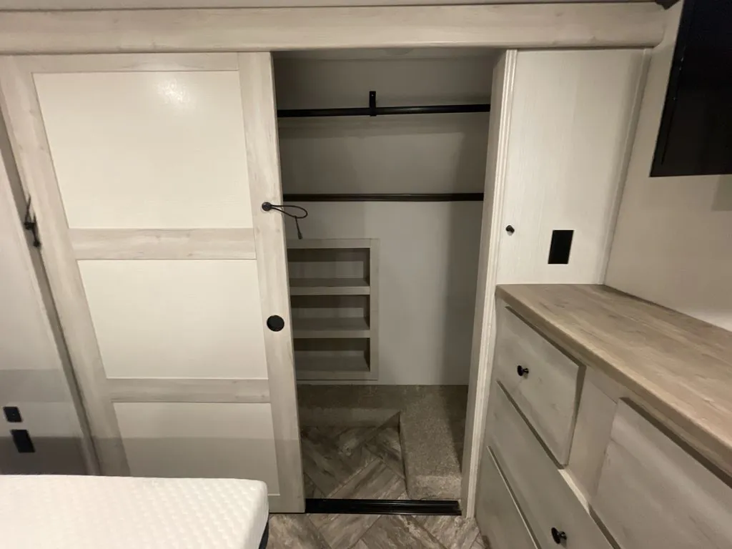 2023 Forest River Wildcat 369MBL, Photos photo 35