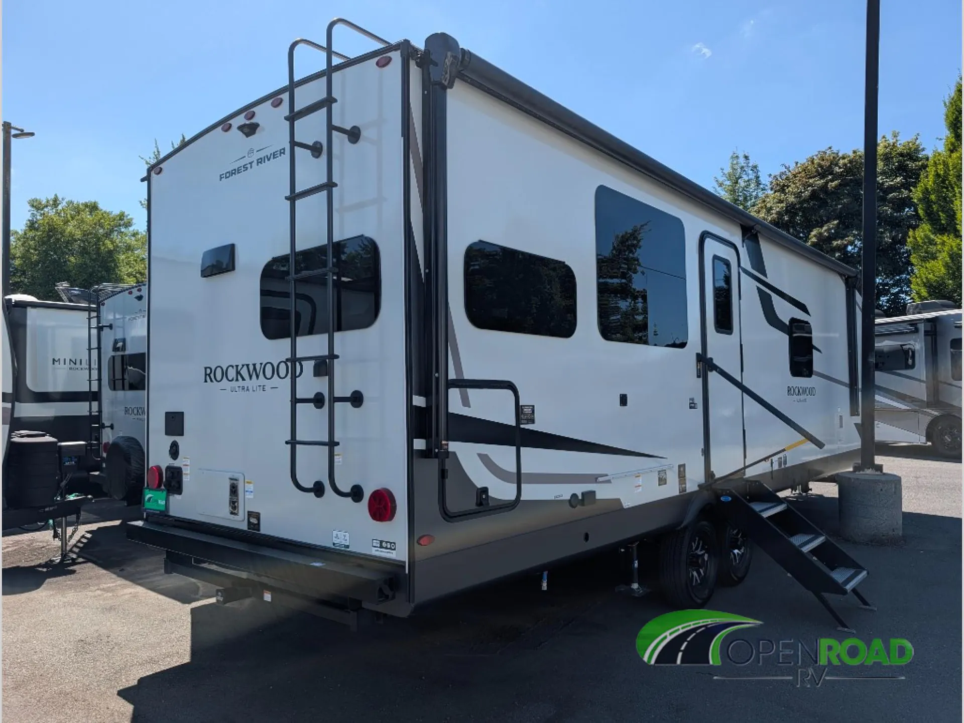 2027 Forest River RV Rockwood Ultra Lite 2711RK — Photo 6