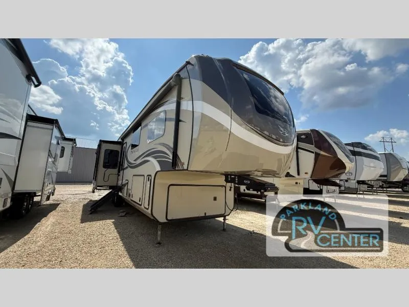 2018 Jayco Pinnacle 37RLWS - Photo 2