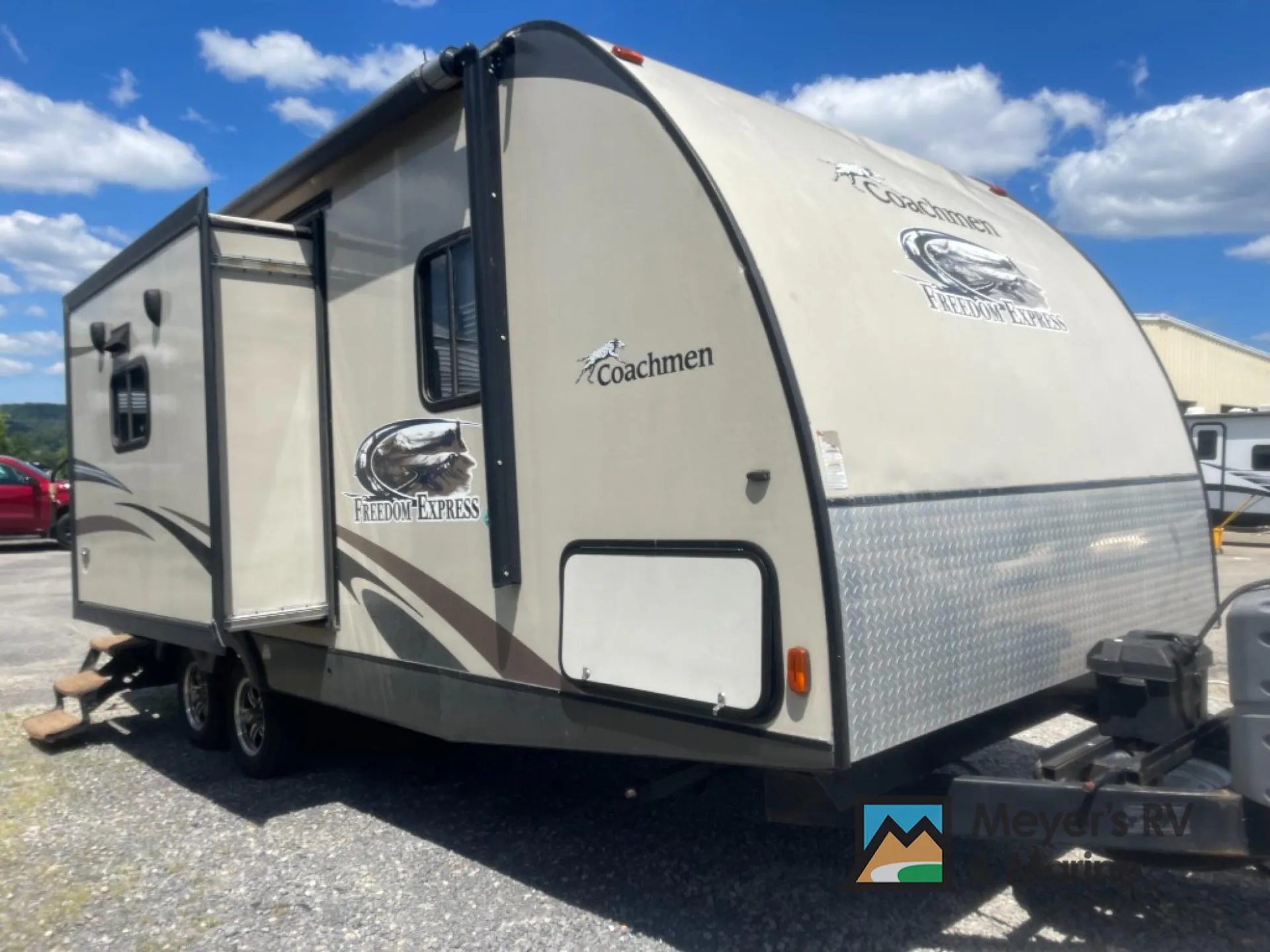 2013 Coachmen Freedom Express Ultra Lite 233 RBS - Photo 2