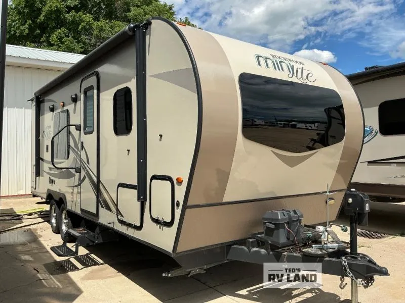 2018 Forest River RV Rockwood Mini Lite 2304KS - Main photo