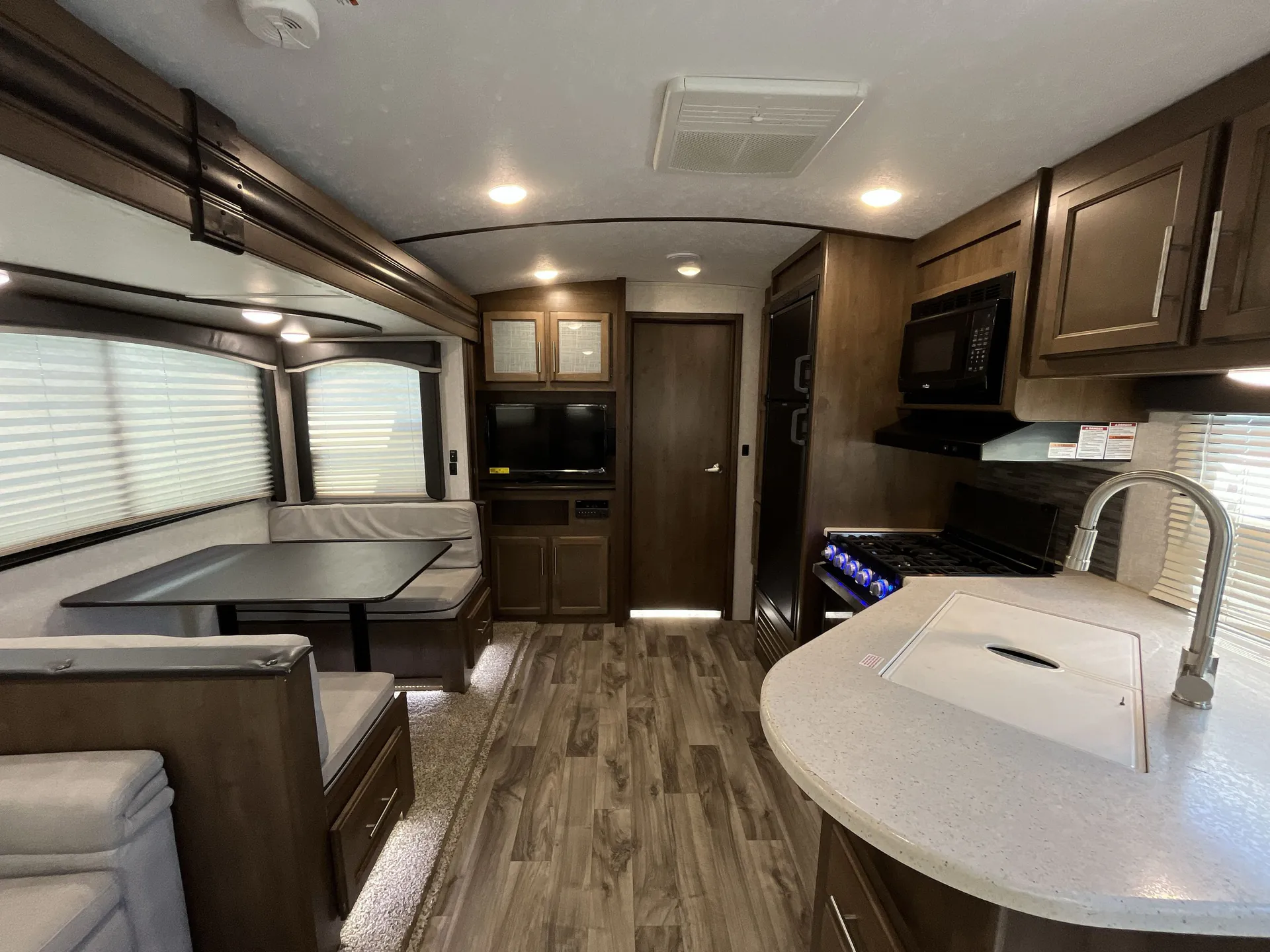 2019 Keystone Cougar Half-Ton 29RLDWE — living area main