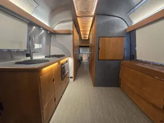 2026 Airstream Frank Lloyd Wright 28RBT - Photo 3