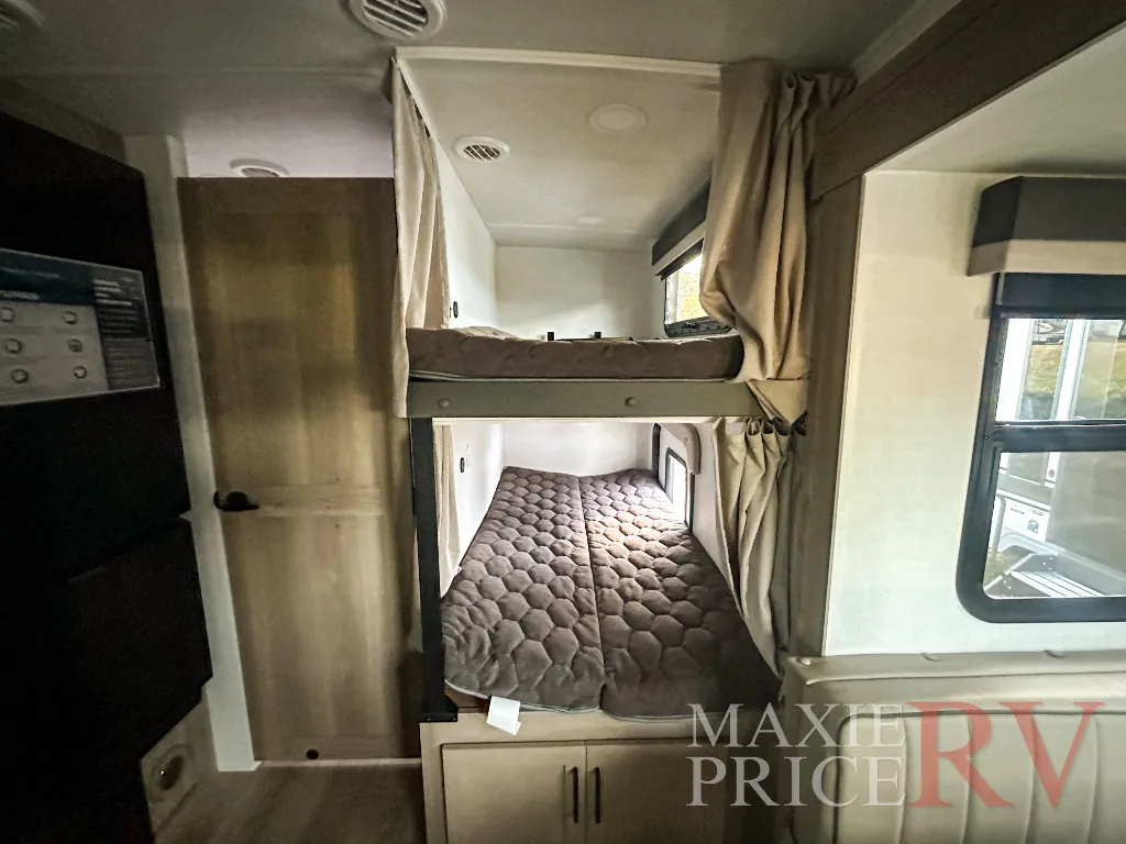 2026 Forest River Flagstaff Micro Lite 25MBR, Photos photo 19