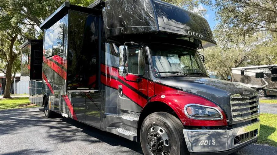 2027 Tiffin Allegro Bay 38 BB dealer photo 1 from Campers Inn RV